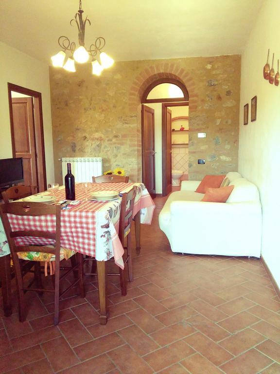 Casa Ai Carfini Guest House Poggibonsi Exterior photo